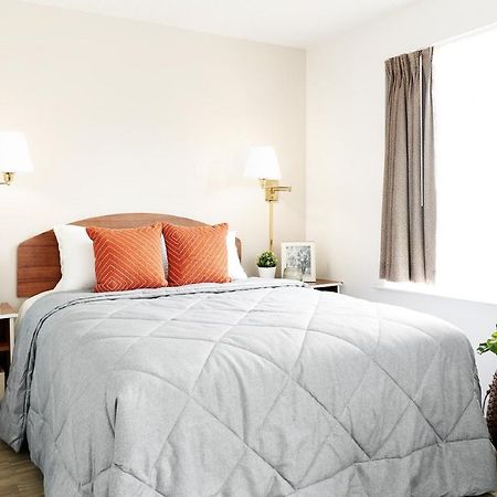 Intown Suites Extended Stay St. Louis Mo - St. Charles Saint Charles Exterior foto